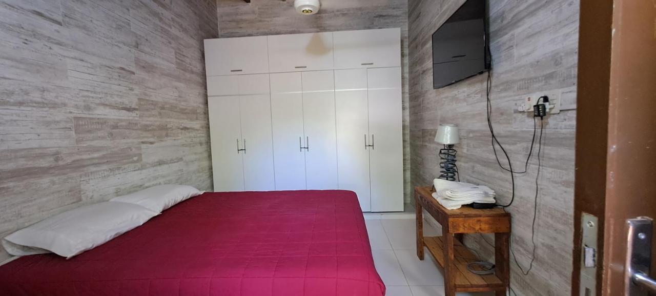 Granados Bed & Breakfast Asuncion Exterior photo