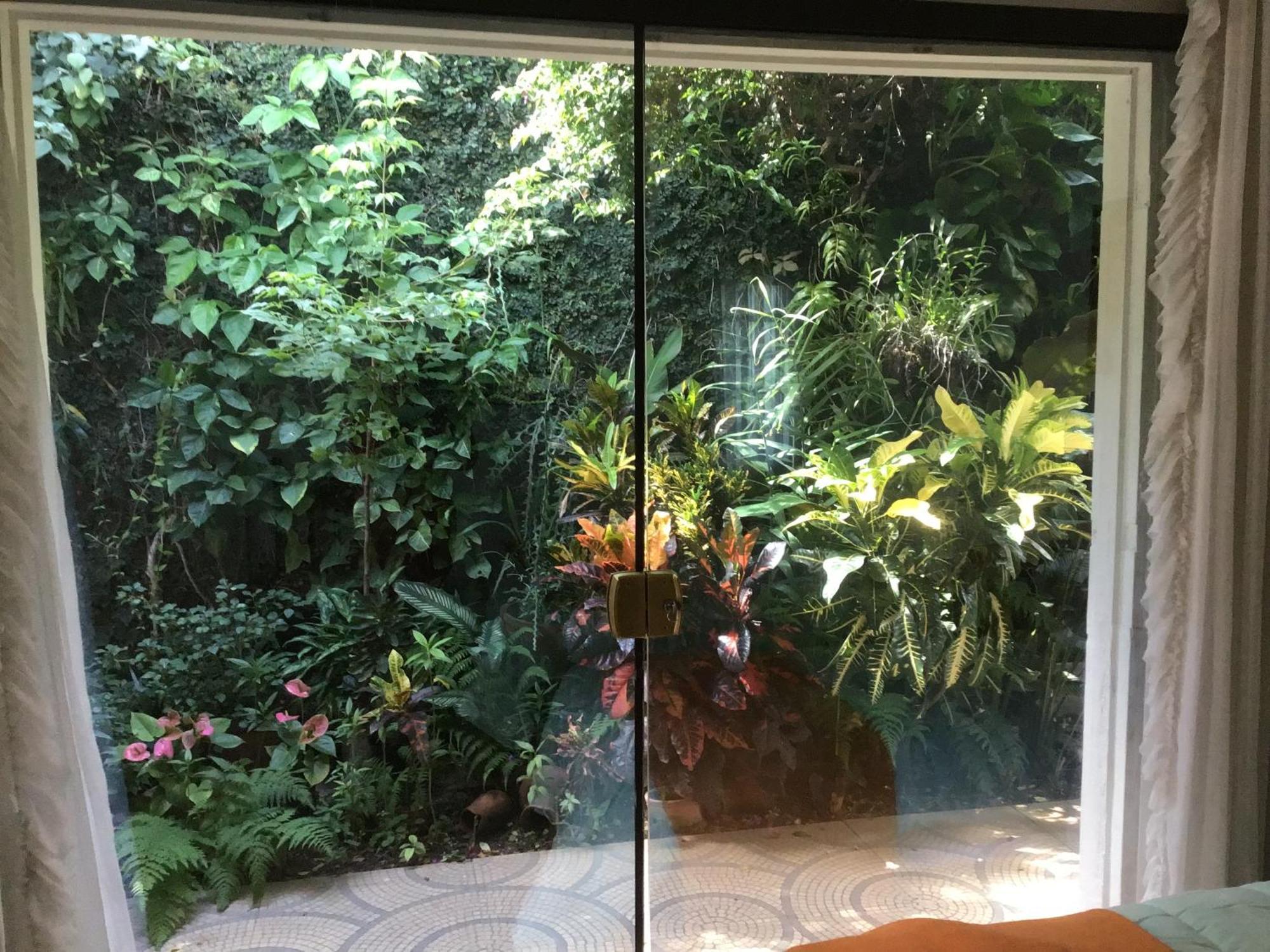 Granados Bed & Breakfast Asuncion Exterior photo
